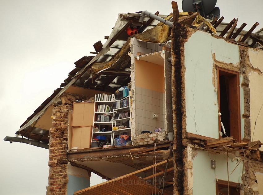 Hausexplosion Bruehl bei Koeln Pingsdorferstr P450.JPG